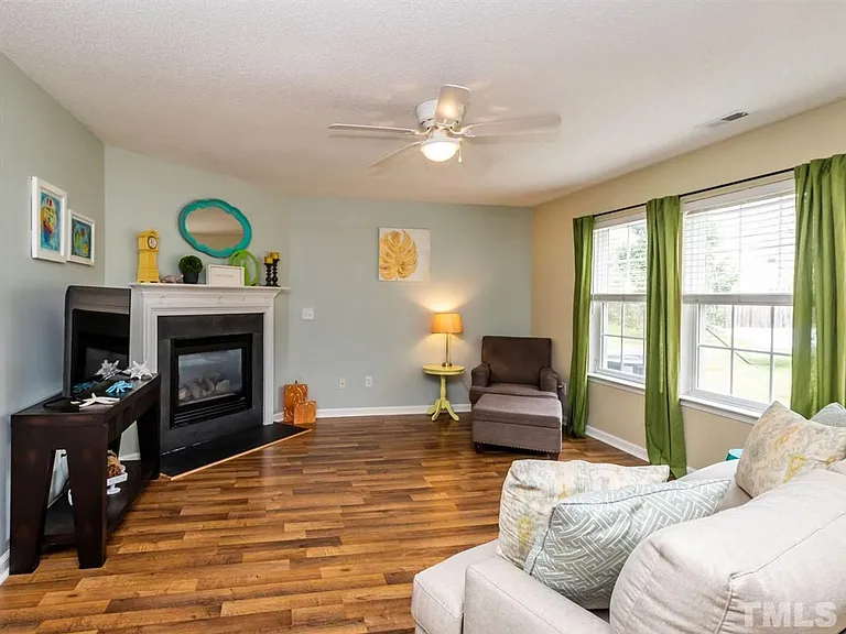 5547 Spindlewood Ct — Photo 13