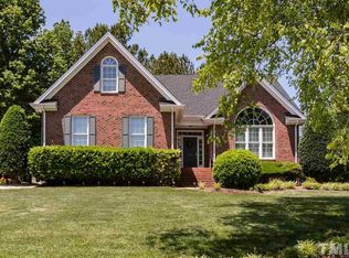 4928 Gable Ridge Ln, Holly Springs, NC 27540