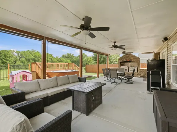 317 Stewart Springs Dr, Smyrna, TN 37167