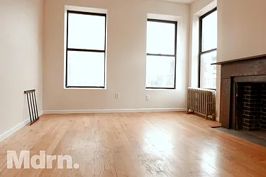 Rented by Mdrn Residential