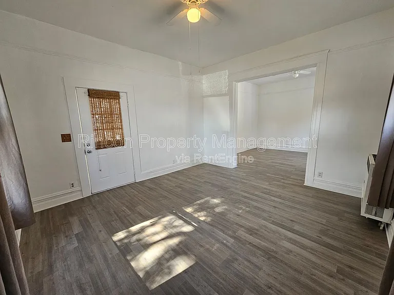127 S B St #1 — Photo 2