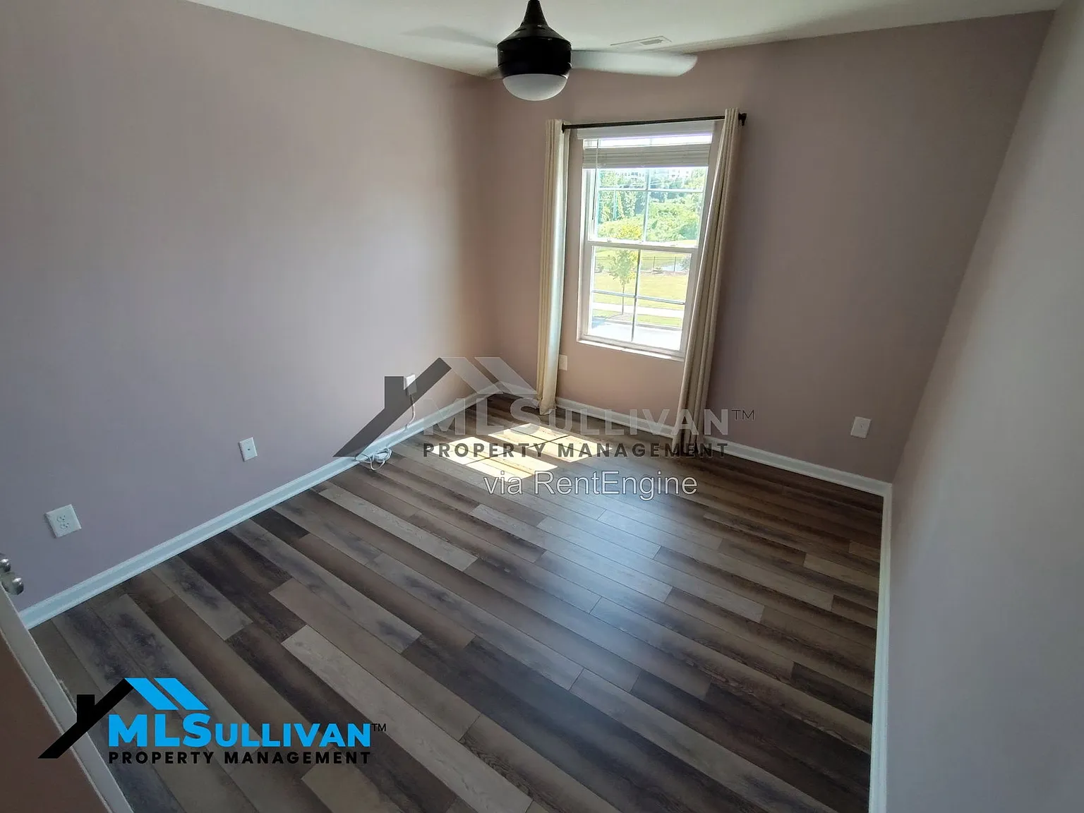 3 bed, 2.5 bath, 1754 sqft, $2,095 — Photo 3