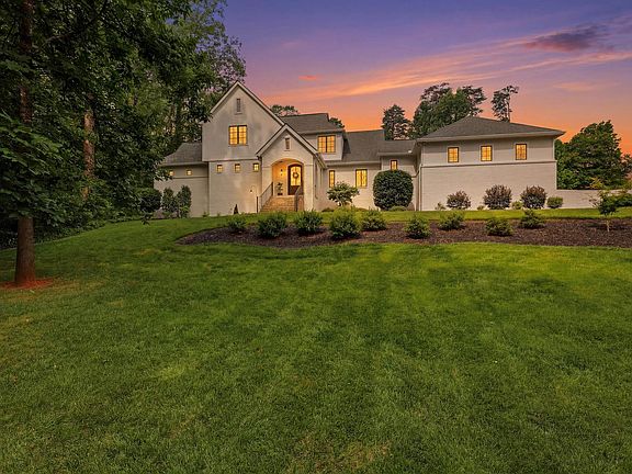 2nd image of 21 Parkside Dr