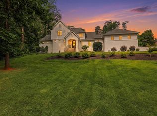 21 Parkside Dr, Greenville, SC 29609