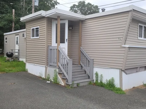 252 Newbury St Trlr 51, Peabody, MA 01960