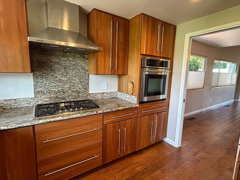 329 Oak Leaf Cir — Photo 10