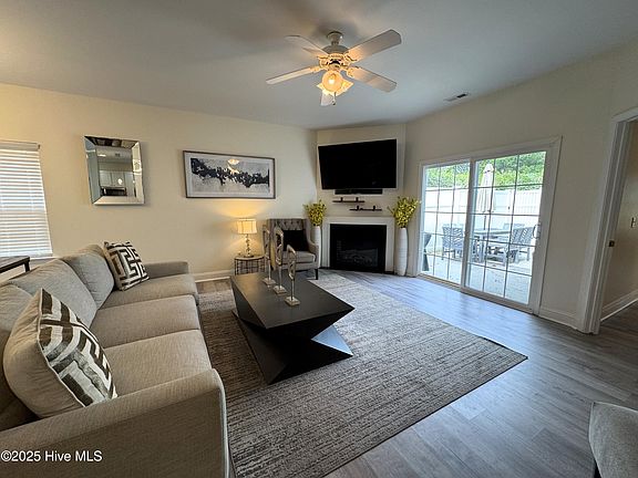4th image of 4983 Kona Court Unit 1