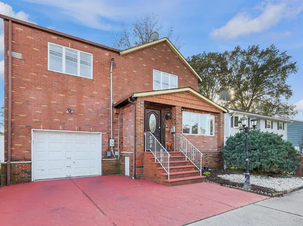 209 Mawbey St, Woodbridge, NJ 07095