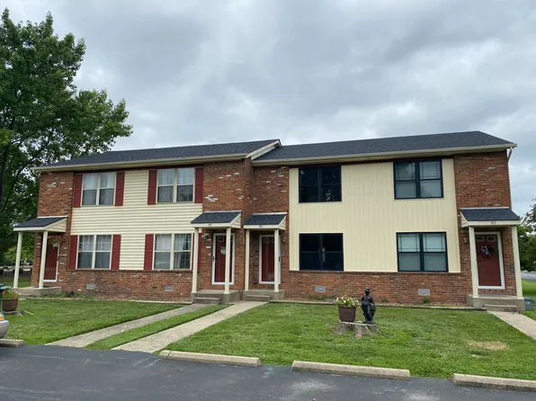 412 Harvard Dr #B, Edwardsville, IL 62025