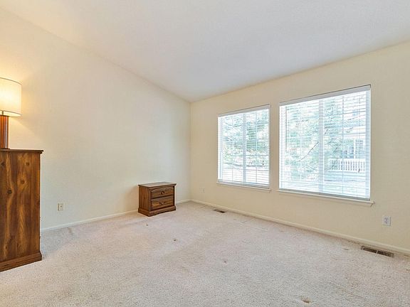 5th image of 5115 Pasadena Way