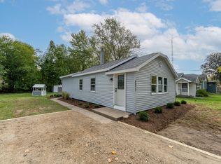 4977 Woodward, Coloma, MI 49038