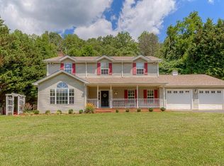 655 Stoney Battery Rd, Troutville, VA 24175