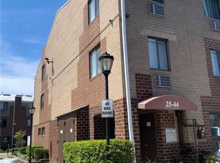 25-44 120th St #3A, Flushing, NY 11354