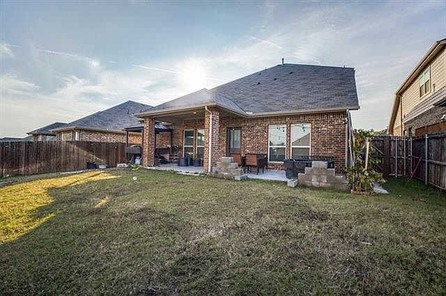 1st image of 3905 Crosstrees Dr