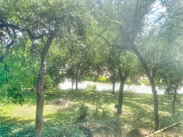 101 River View Rd, Millsap, TX 76066