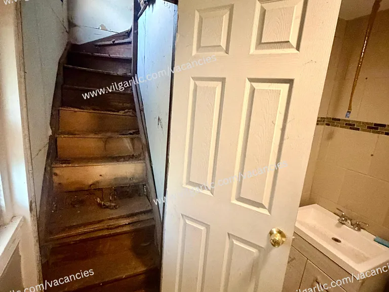 809 Pierce St — Photo 25