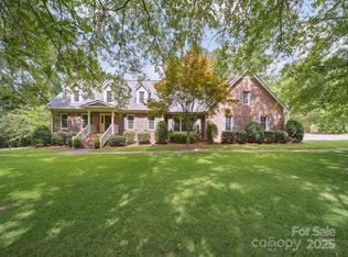 394 E Goldmine Rd, Wadesboro, NC 28170