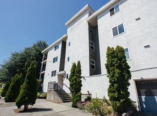 4102 Linden Ave N #1, Seattle, WA 98103
