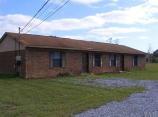 173 Cedar Tree Ln APT B, Cantonment, FL 32533