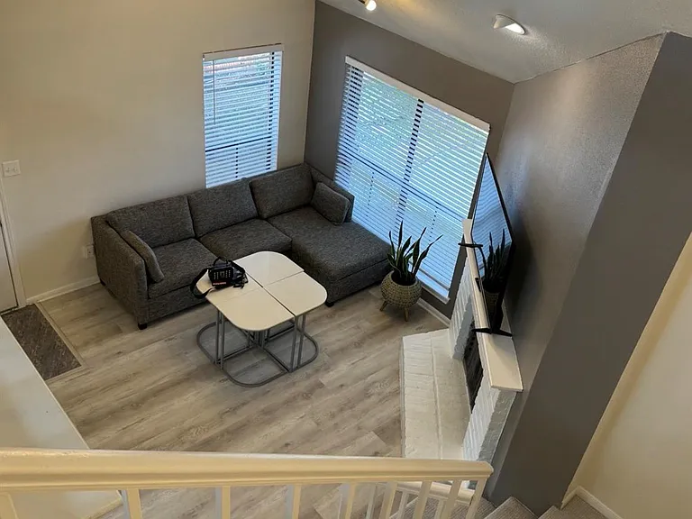 3130 Walnut Bend Ln #424 — Photo 22