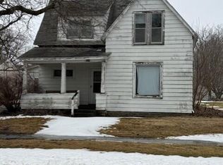 107 N Wisconsin, Hubbard, IA 50122