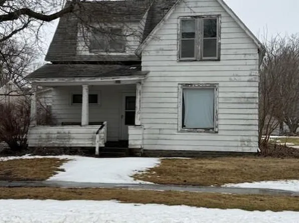 107 N Wisconsin, Hubbard, IA 50122