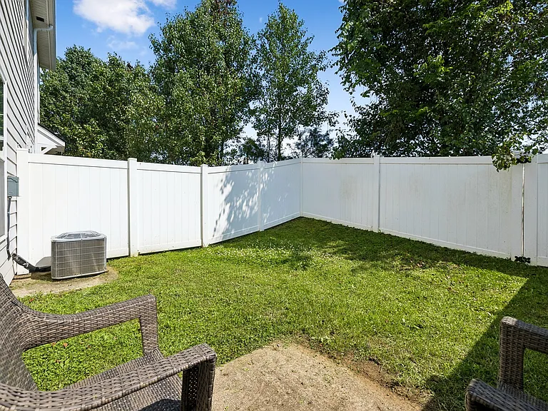 1045 Enclave Ave — Photo 29