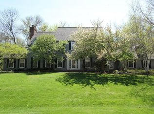 5309 W River Trl, Mequon, WI 53092