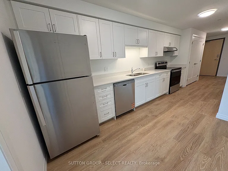 351 Hill St #519 — Photo 4