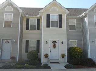 2890 Jordan Creek Rd, Elkview, WV 25071