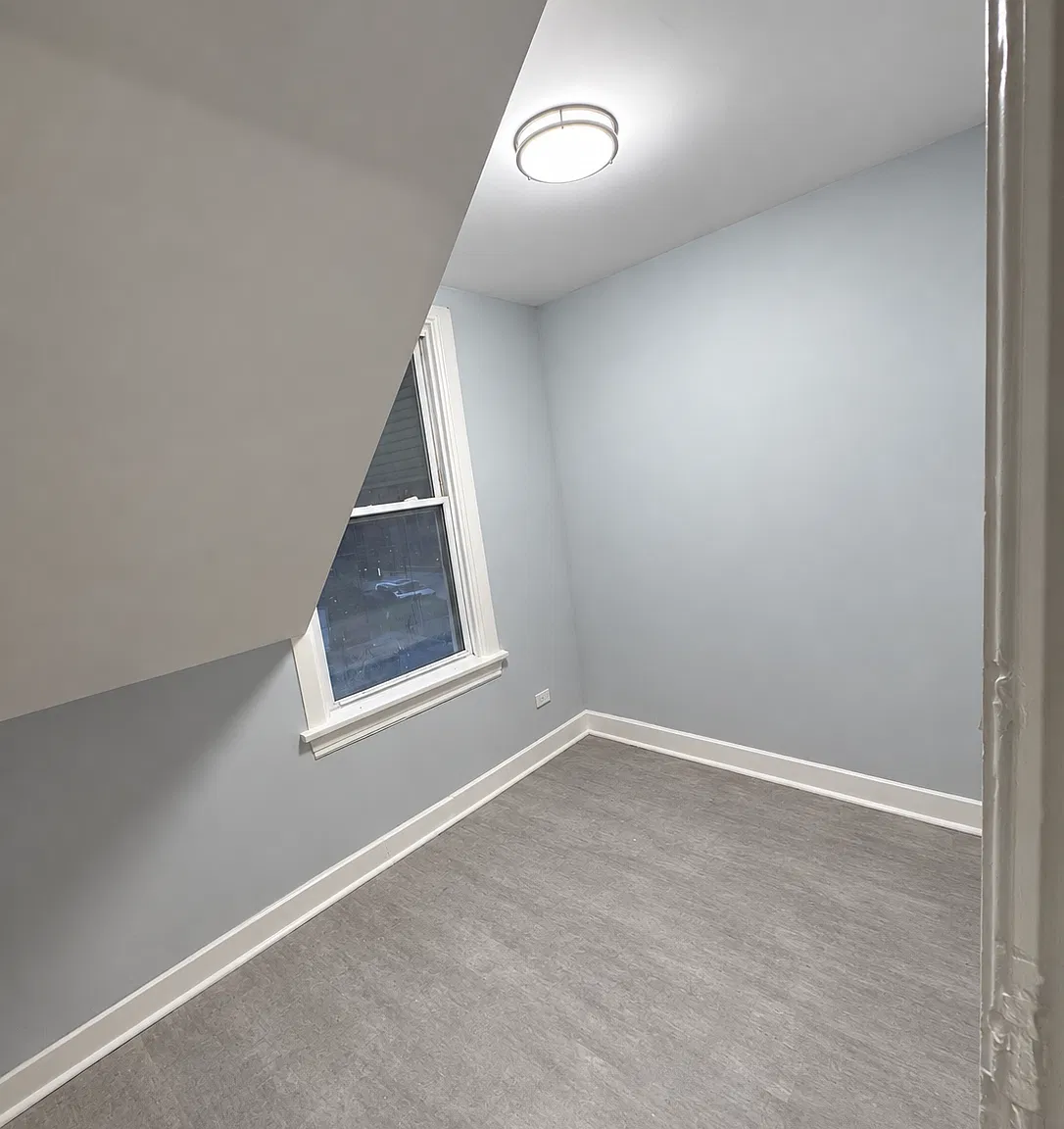 2 bed, 900 sqft, $1,800 — Photo 4