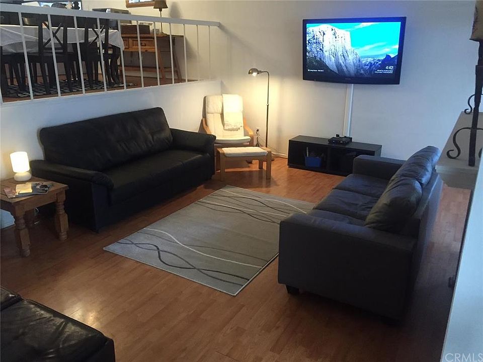 2nd image of 4263 W Sarah St #2