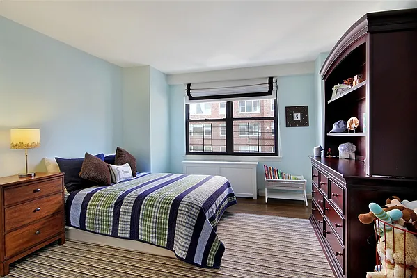 Sold by Corcoran | media 19