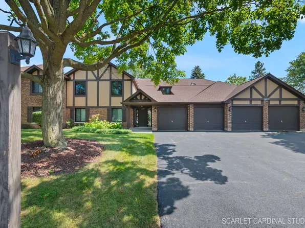 1497 Haverhill Dr Unit 107B, Wheaton, IL 60189