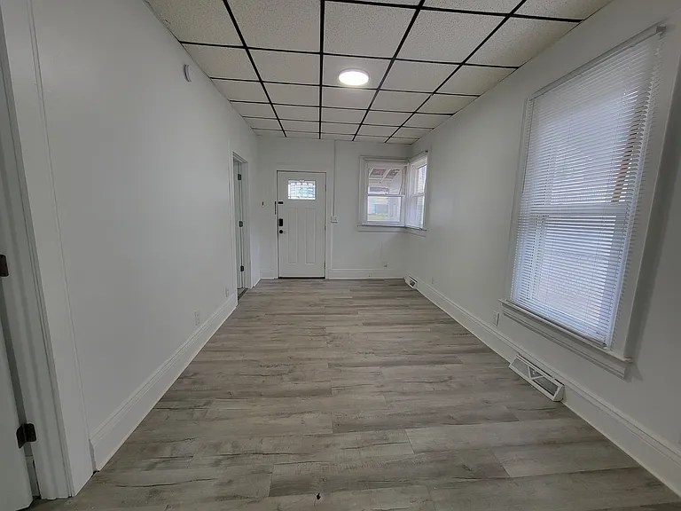 920 Hendrix Ave — Photo 8