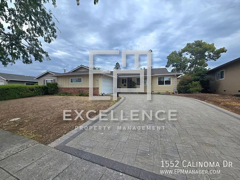 1552 Calinoma Dr — Photo 1