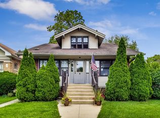 3207 Elm Ave, Brookfield, IL 60513