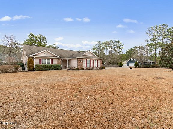 3rd image of 5024 Pender Road