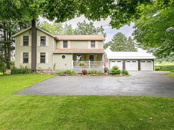 7200 Lake Ave, Williamson, NY 14589