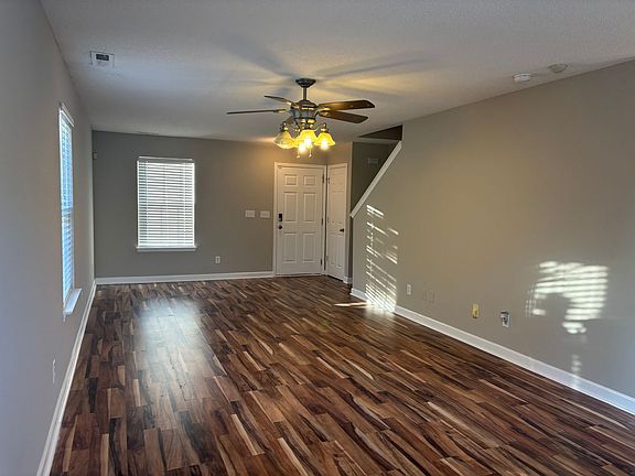 5th image of 14104 Bernardy Ln