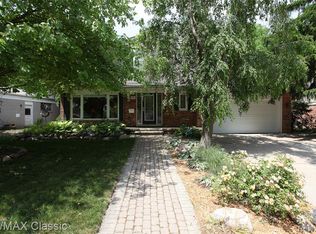 1698 Lexington St, Plymouth, MI 48170