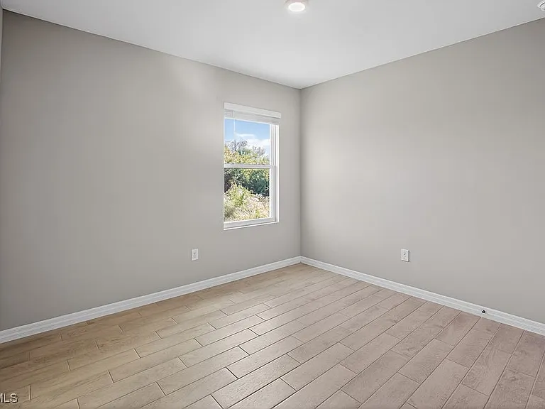 553 Kingsbury Ln #553 — Photo 22