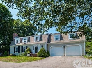 252 Main St, Centerville, MA 02632