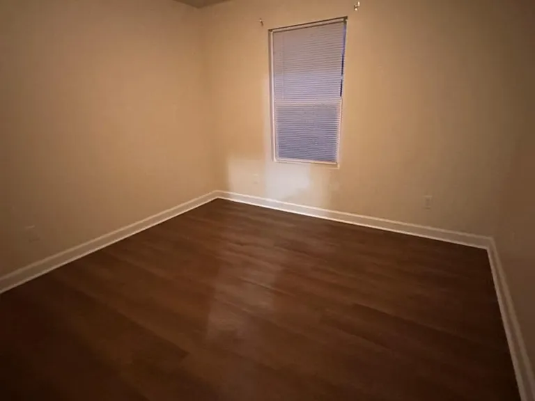 140 Chownings Dr — Photo 33