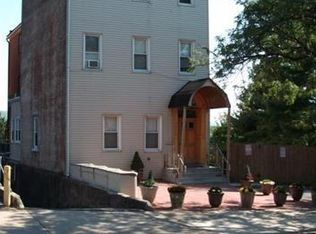 1012 W Walnut St APT 3F, Allentown, PA 18102
