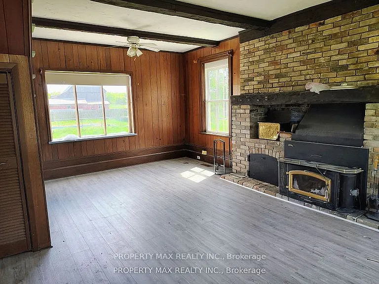 5363 Davis Dr — Photo 6