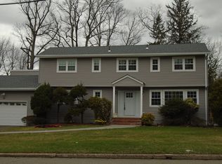 18 Johnson Ave, Englewood Cliffs, NJ