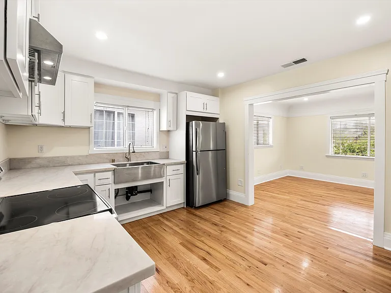 6190 Mesa Ave — Photo 25