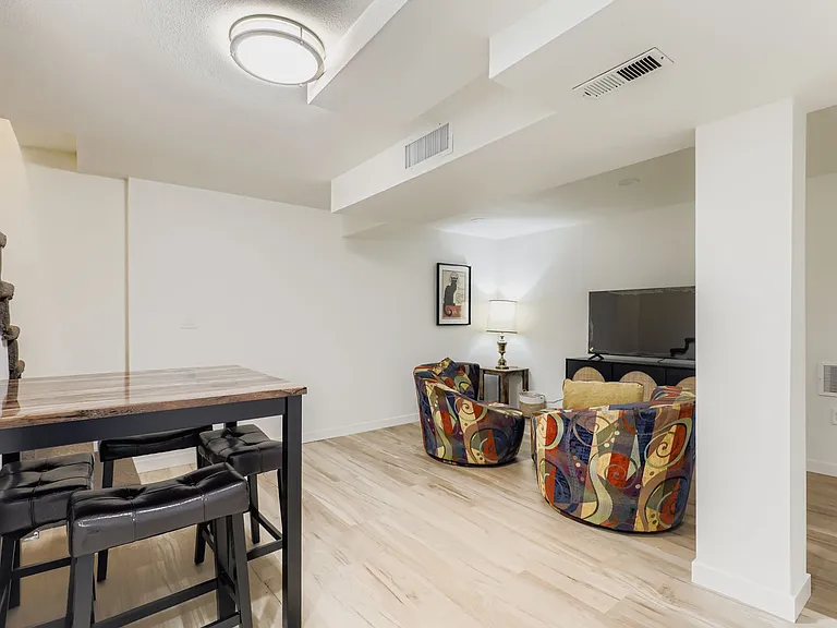 3540 Newport St — Photo 3