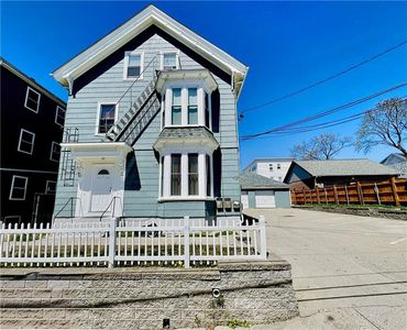 25 Ayr St, Central Falls, RI, 02863